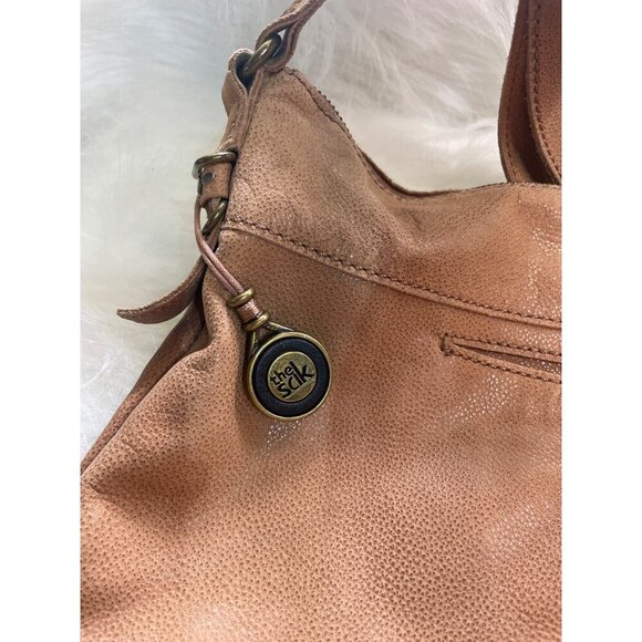 Saks Brown Leather Crossbody Bag With Adjustable Strap & Front Zipper Pocket - Picture 7 of 11